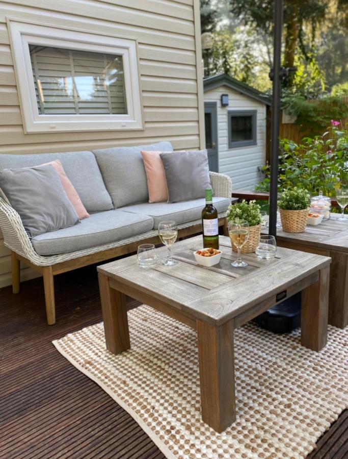Luxe Chalet Met Prachtig Terras Op De Veluwe , Veel Privacy Hoenderloo Exteriér fotografie